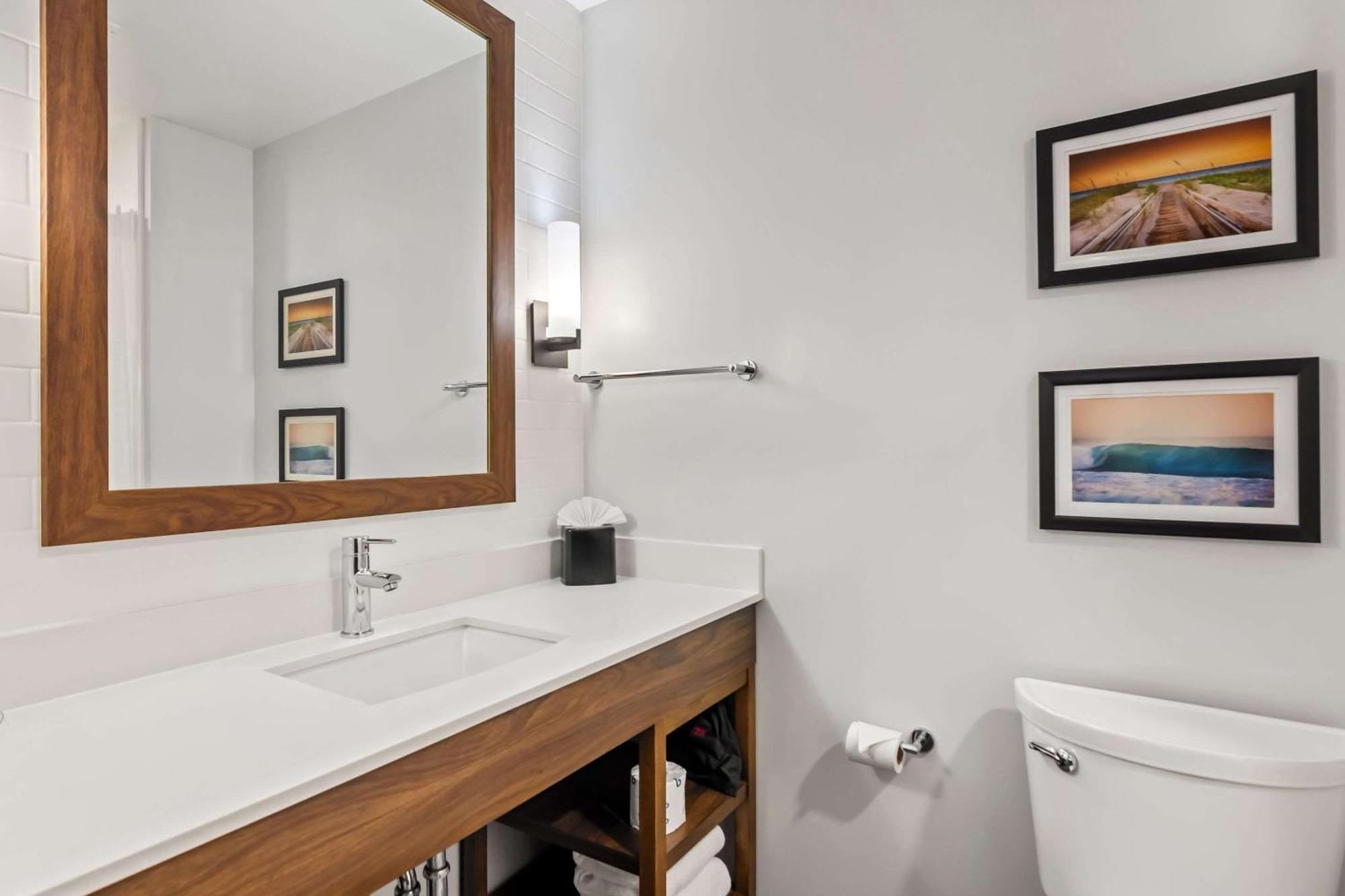 Comfort Suites Stuart-Hutchinson Island エクステリア 写真